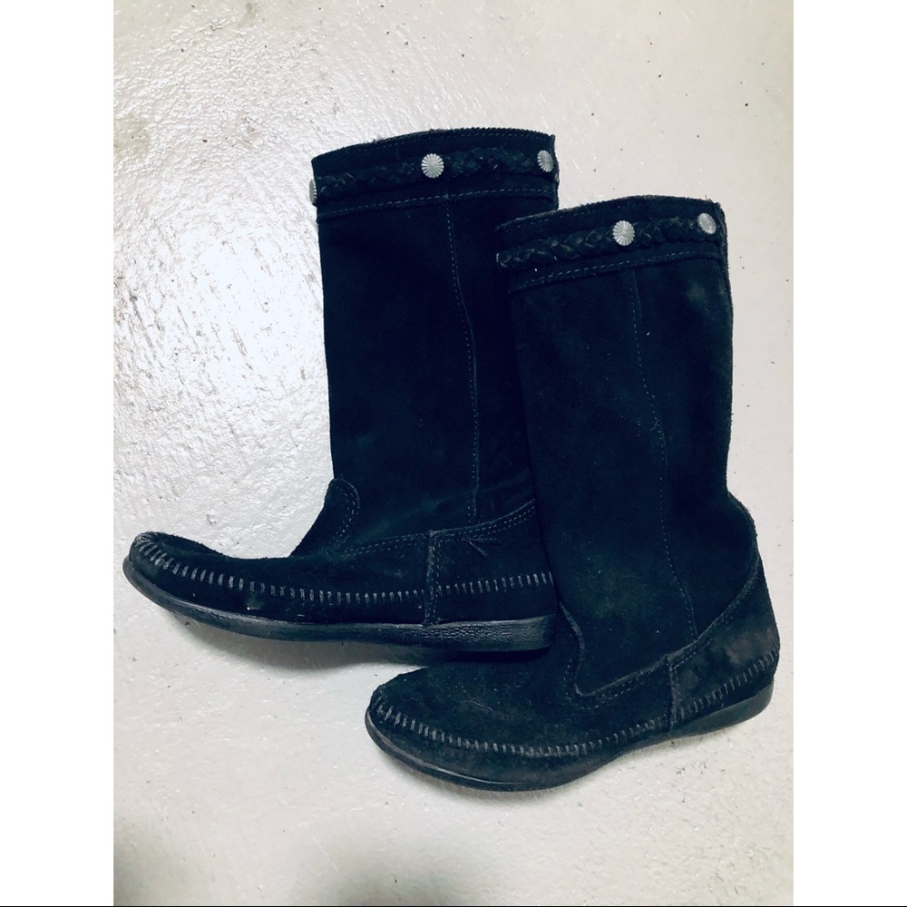 Minnetonka black suede boots
